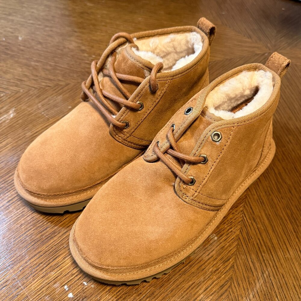 UGG Neumel Chestnut Suede Boots Women’s Size 5 New in Box